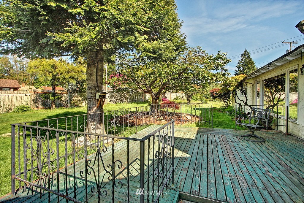 630 High Avenue South Renton, WA 98057 - Photo 2 of 18