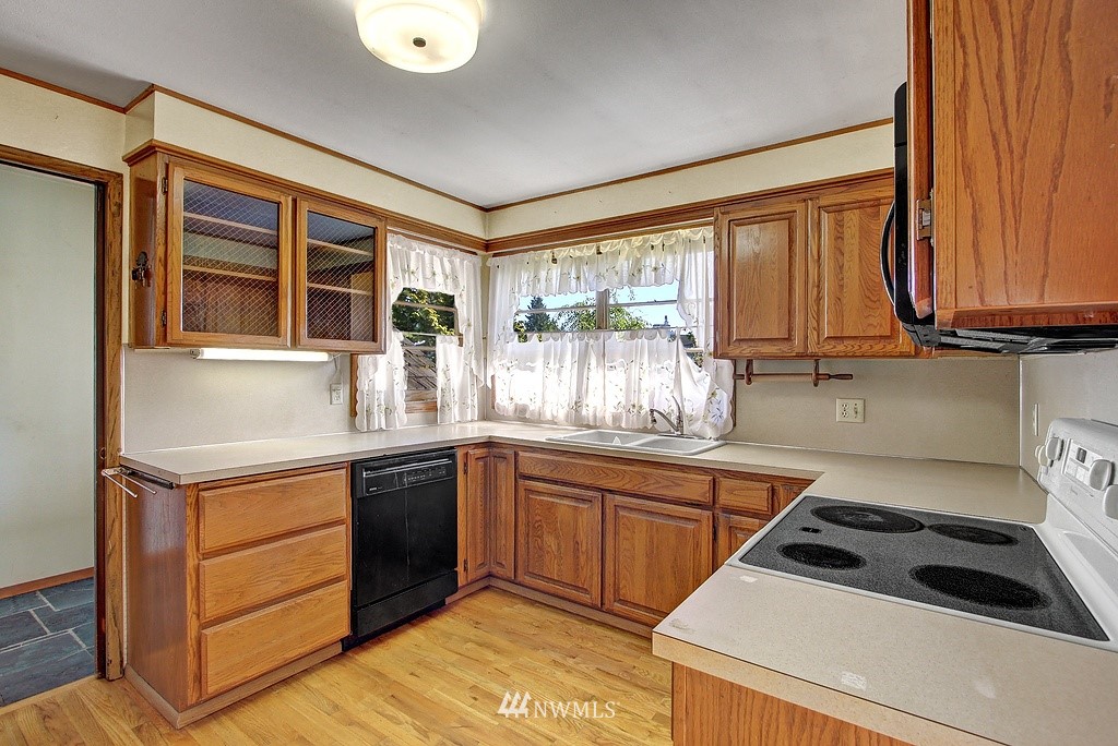 630 High Avenue South Renton, WA 98057 - Photo 12 of 18