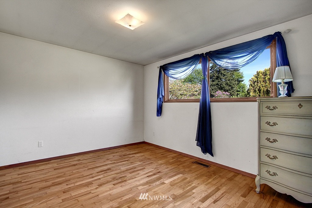 630 High Avenue South Renton, WA 98057 - Photo 15 of 18