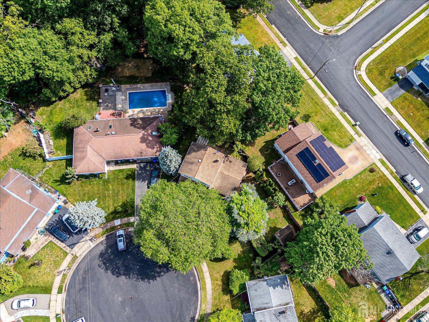 4 Augusta Court Edison, NJ 08820 - Photo 38 of 44
