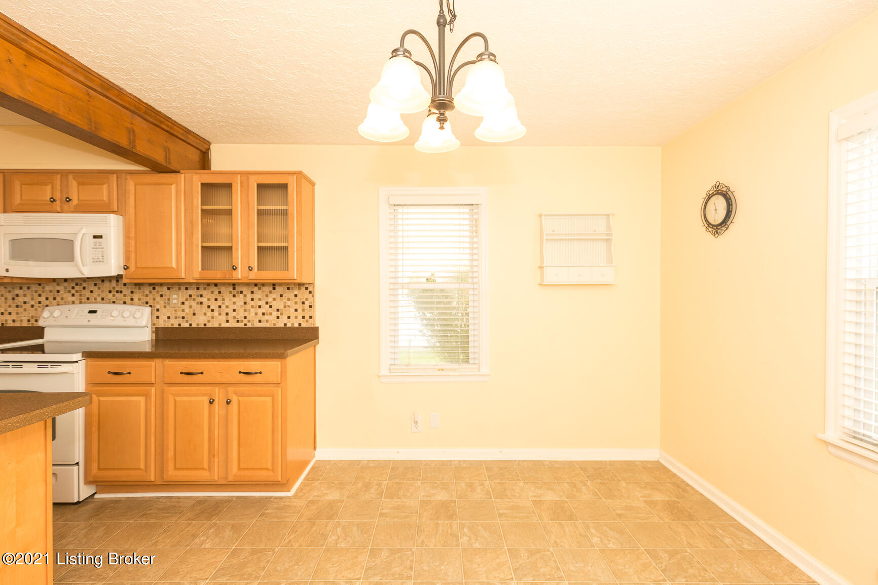 1017 Pitchford Road Louisville, KY 40219 - Photo 16 of 42 1017 Pitchford-16
