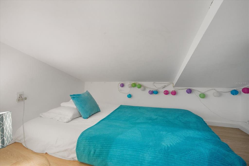 402 71st Street Holmes Beach, FL 34217 - Photo 38 of 70