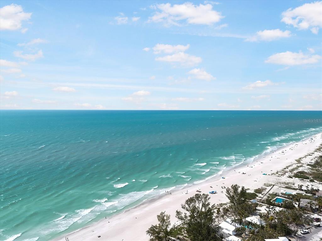 402 71st Street Holmes Beach, FL 34217 - Photo 39 of 70