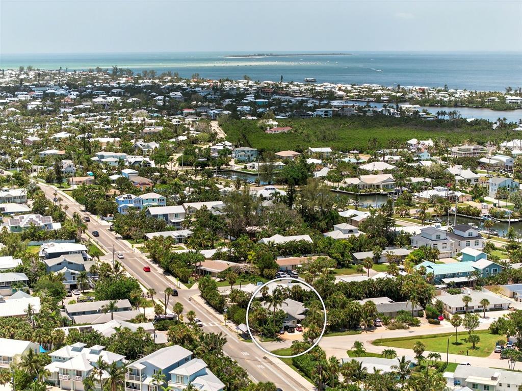 402 71st Street Holmes Beach, FL 34217 - Photo 65 of 70