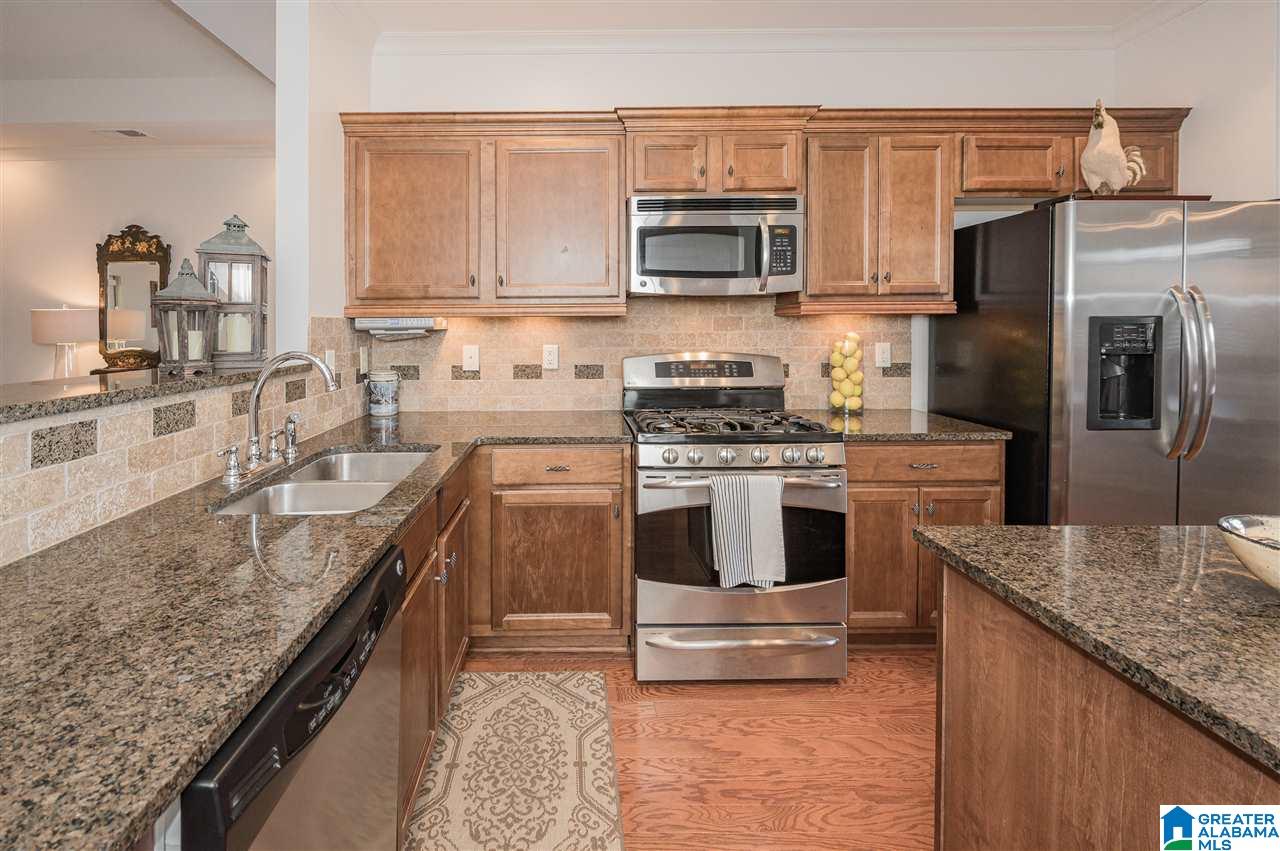 3802 Bainbridge Place Birmingham, AL 35210 - Photo 12 of 44