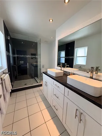 $3,000 | 2823 Southwest 39th Terrace, Cape Coral, FL 33914