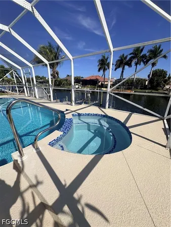 $3,000 | 2823 Southwest 39th Terrace, Cape Coral, FL 33914