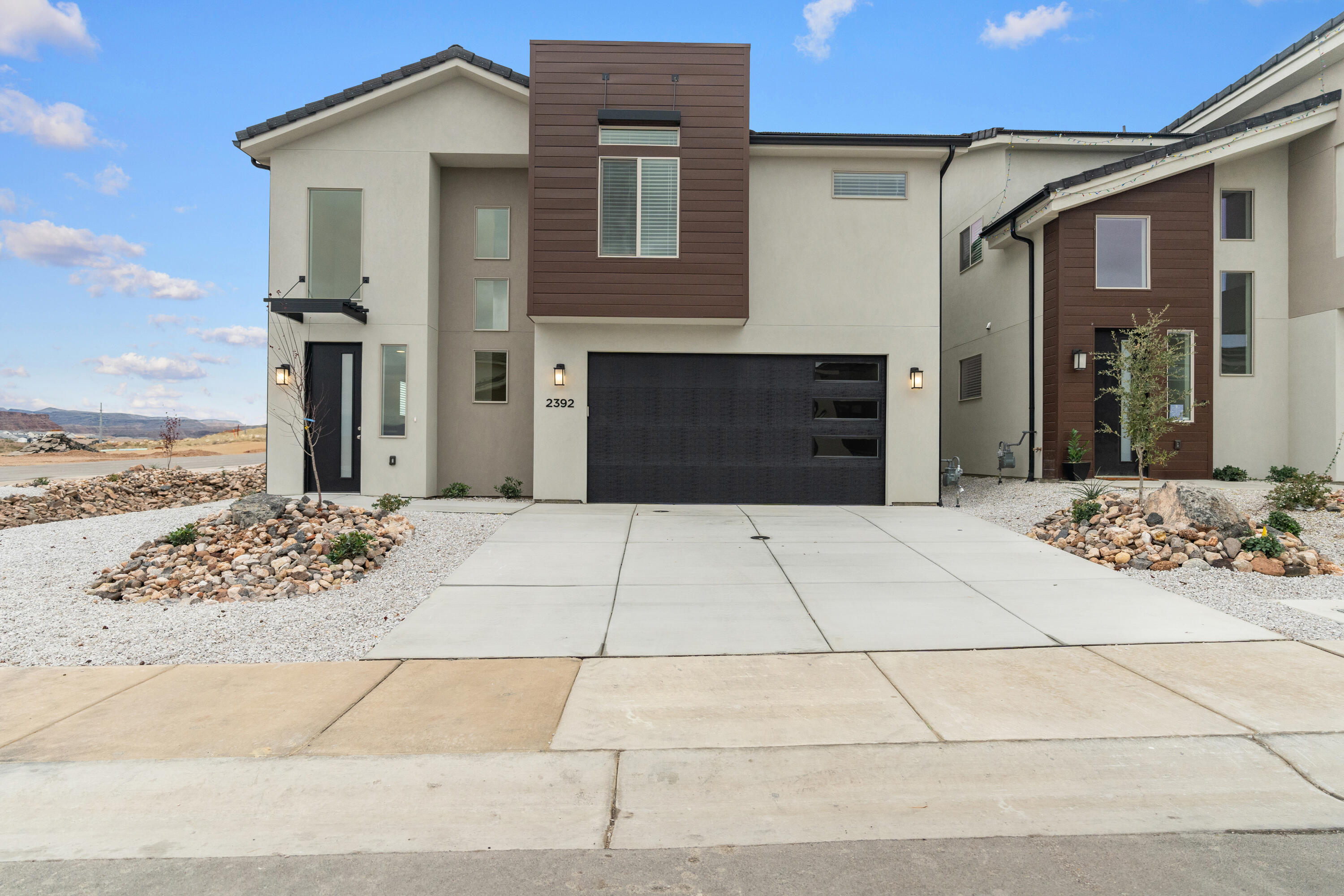 317 Southern View Street St. George, UT 84790 - Photo 3 of 29 DSC07961