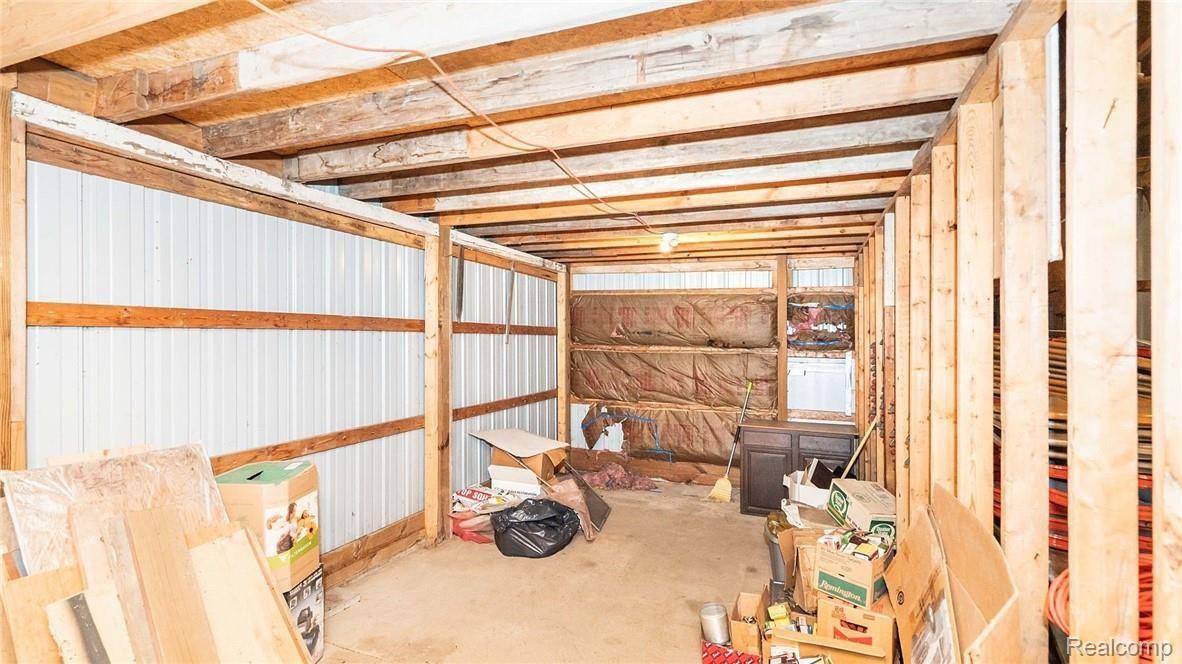 3201 Jewell Road Howell, MI 48843 - Photo 13 of 46 00__80 (2).jpg