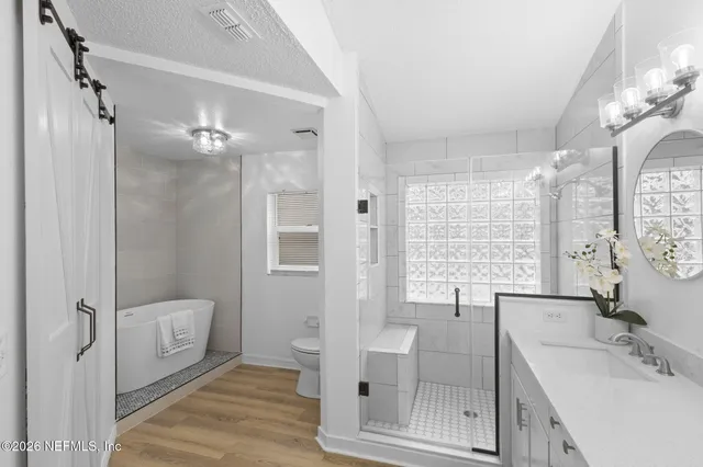 $359,900 | 2051 Sherwood Forest Drive, Orange City, FL 32763