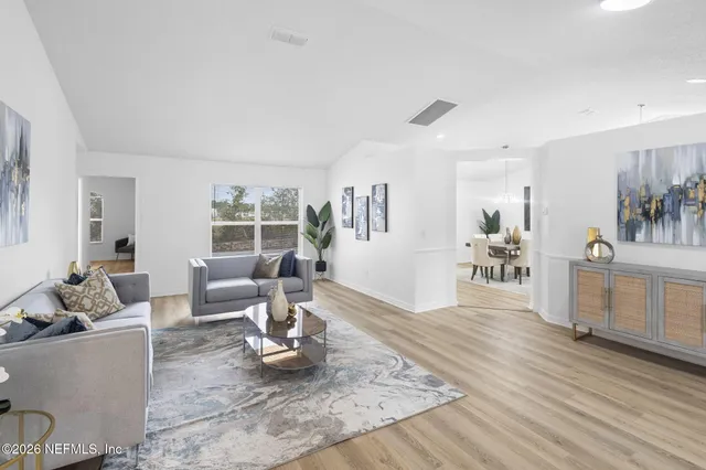 $359,900 | 2051 Sherwood Forest Drive, Orange City, FL 32763