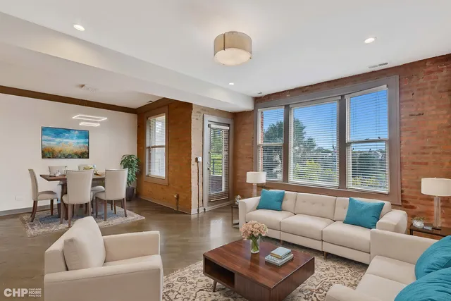 $8,360,000 | 4358 South Prairie Avenue, Chicago, IL 60653