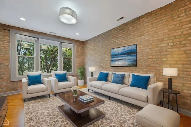 $8,360,000 | 4358 South Prairie Avenue, Chicago, IL 60653