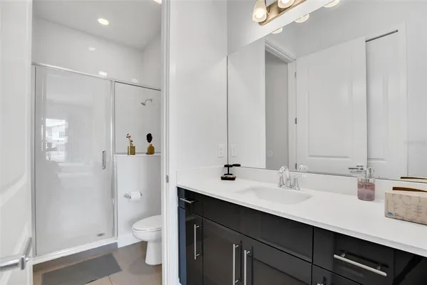 $2,700 | 407 Villa Domani Way, Davenport, FL 33896