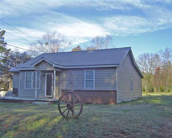 105 Milwee Creek Road Pendleton, SC 29670 - Photo 1 of 12