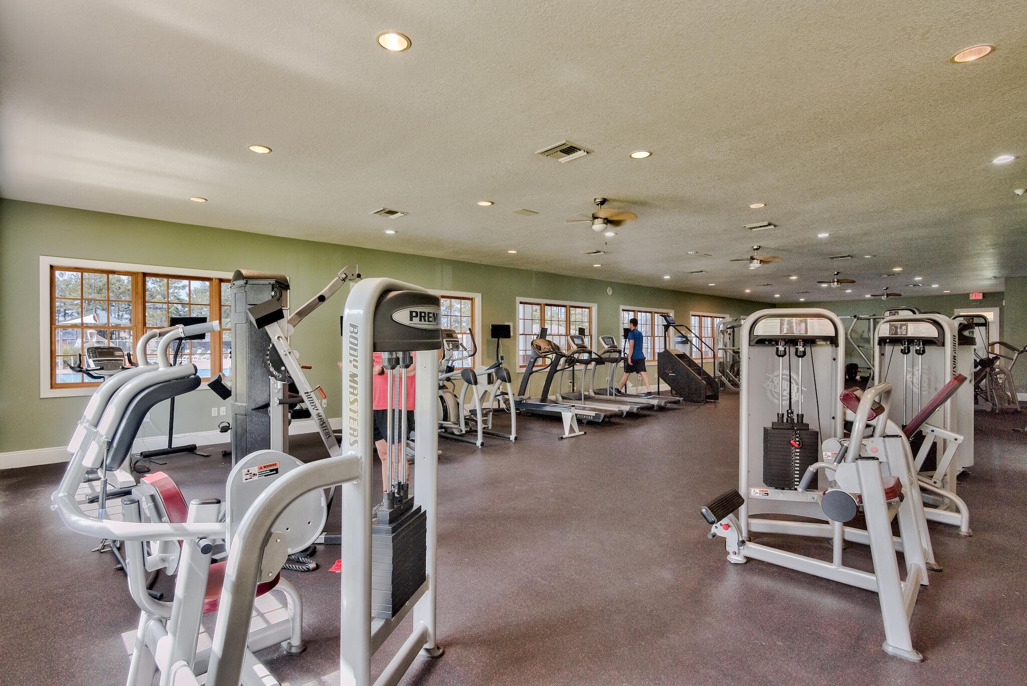 369 Lilly Bell Lane Freeport, FL 32439 - Photo 23 of 24 a view of a room with gym equipment