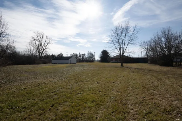 $499,900 | 3878-3912 West Washington Center Road, Fort Wayne, IN 46818