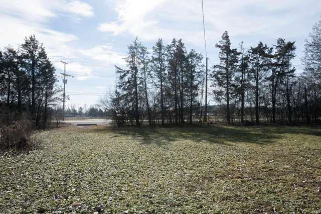 $499,900 | 3878-3912 West Washington Center Road, Fort Wayne, IN 46818