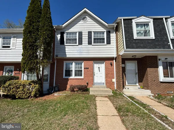 $2,100 | 4306 Eileen Court, Woodbridge, VA 22193
