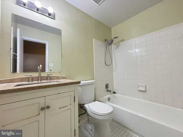 $2,100 | 4306 Eileen Court, Woodbridge, VA 22193