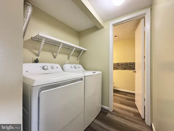 $2,100 | 4306 Eileen Court, Woodbridge, VA 22193