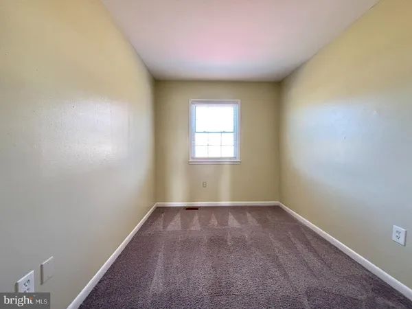 $2,100 | 4306 Eileen Court, Woodbridge, VA 22193