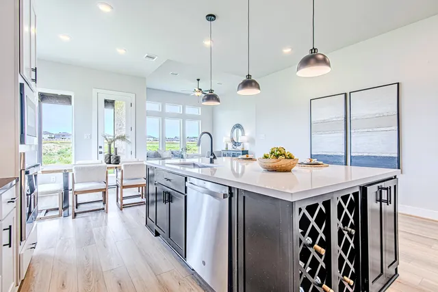 $589,990 | 141 Peninsula Point Drive, Montgomery, TX 77356