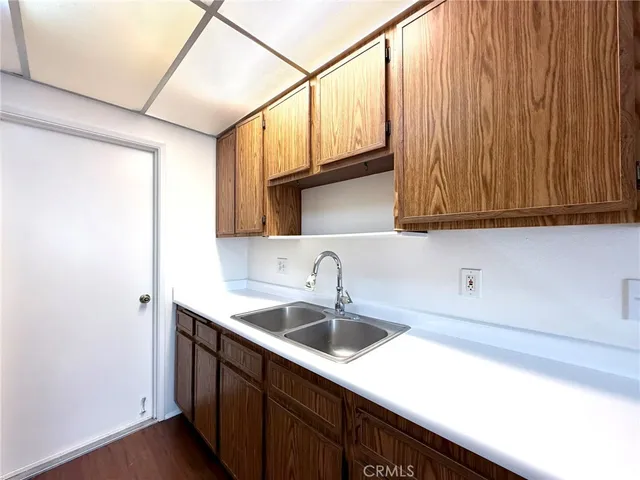 $1,350 | 2031 La Mesa Court, Hemet, CA 92545