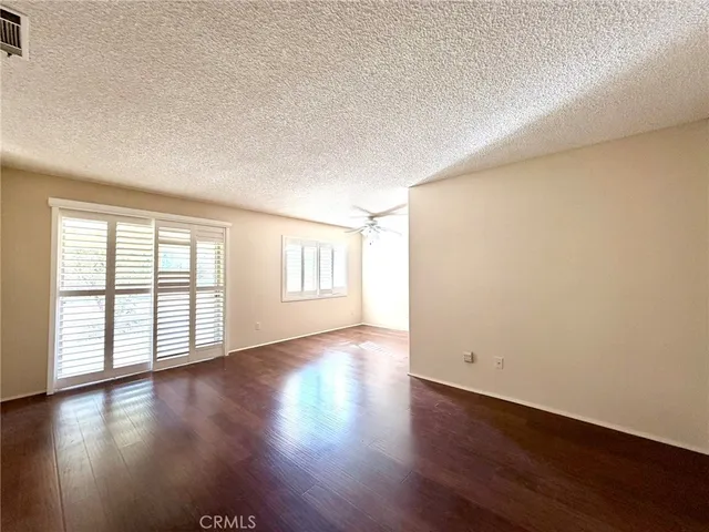 $1,350 | 2031 La Mesa Court, Hemet, CA 92545