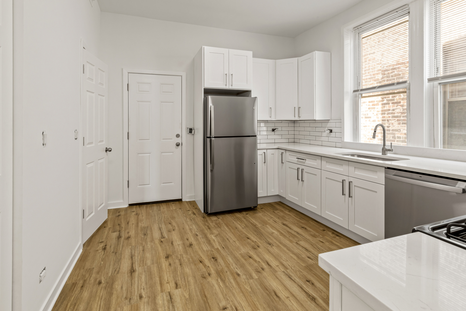 1349 West Taylor Street, Unit 2F Chicago, IL 60607 - Photo 4 of 15