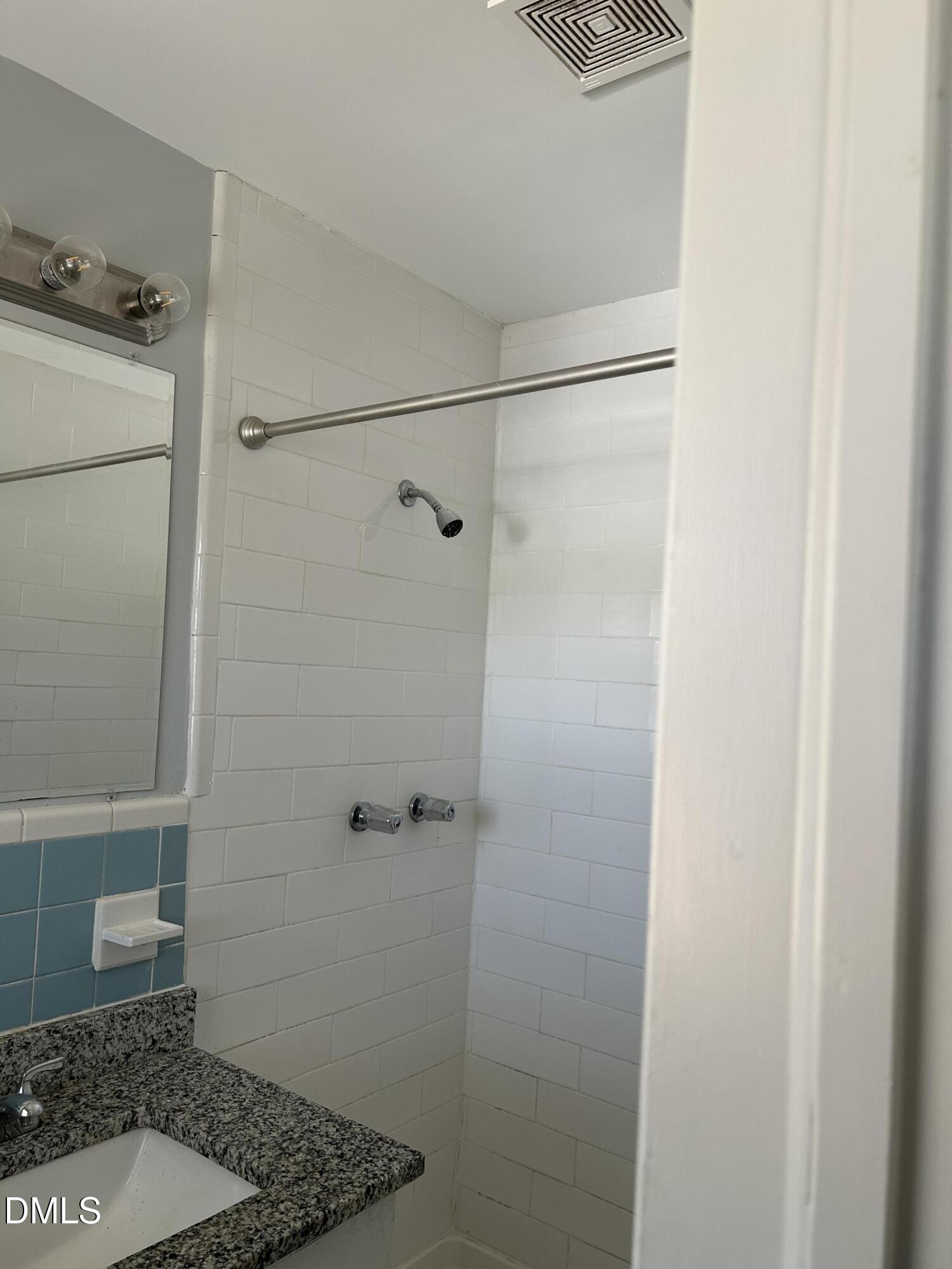 1008 Horton Road Durham, NC 27704 - Photo 11 of 14 IMG_3094