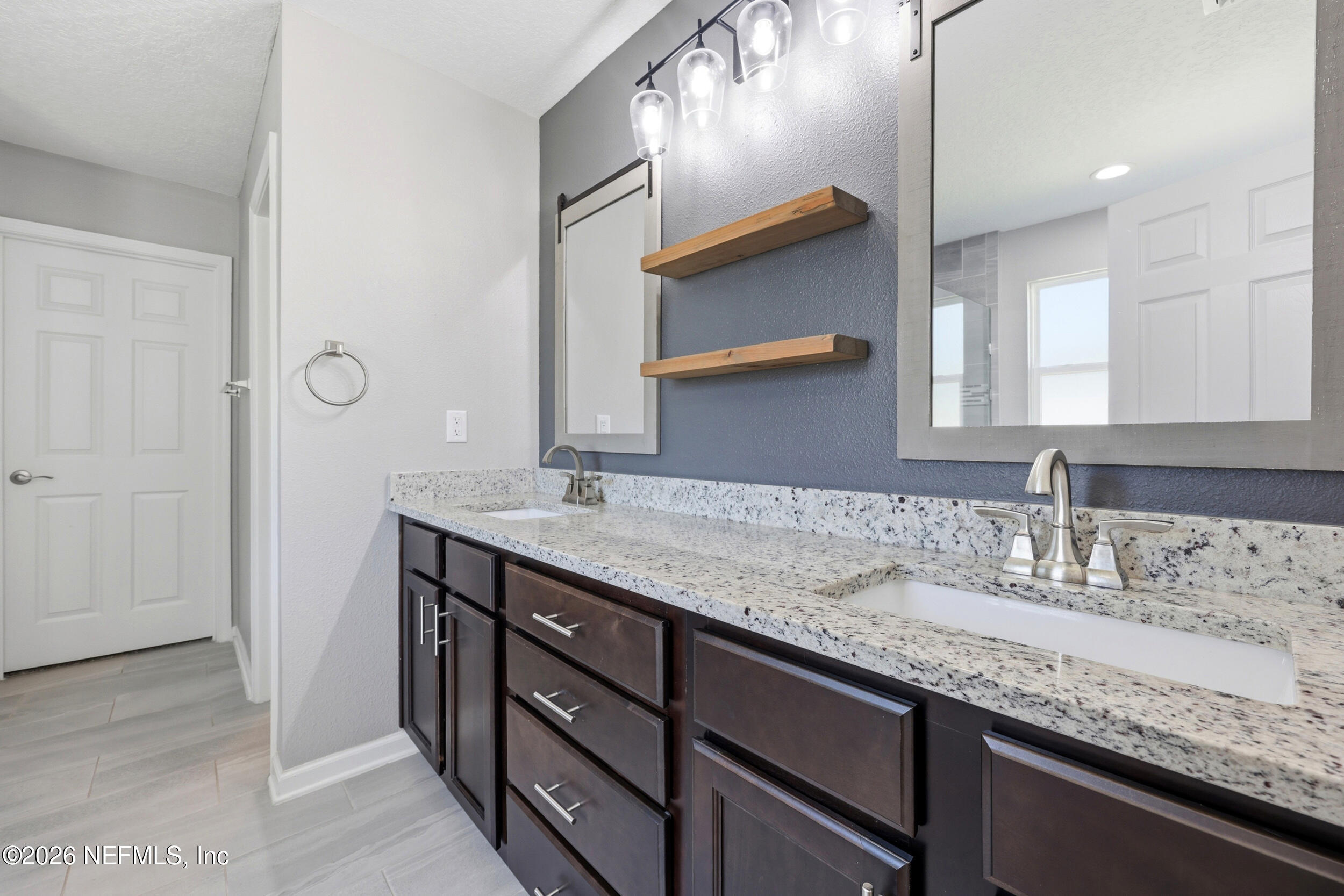 7598 Birdies Road Jacksonville, FL 32256 - Photo 13 of 23 The Real Estateographers__019