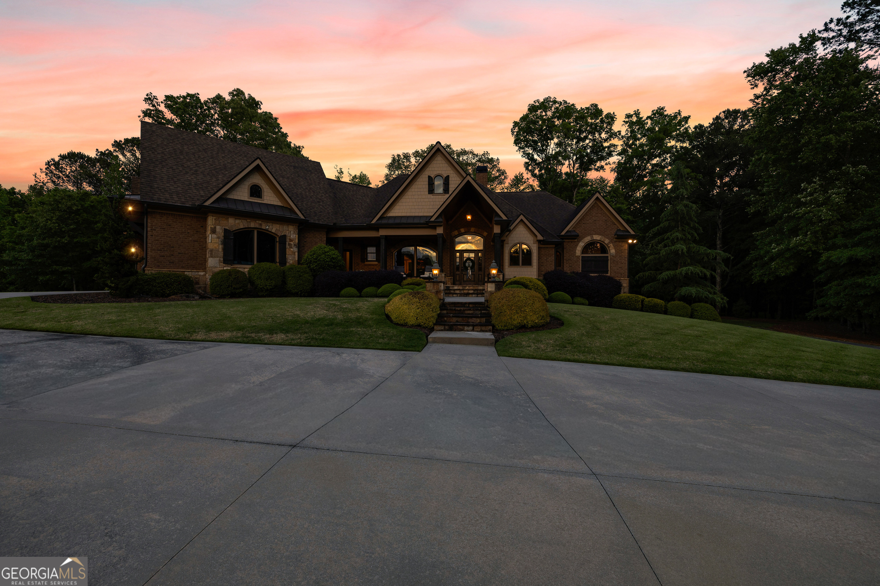 752 Grant Road Brooks, GA 30205 - Photo 13 of 132 a front view of a house with a garden