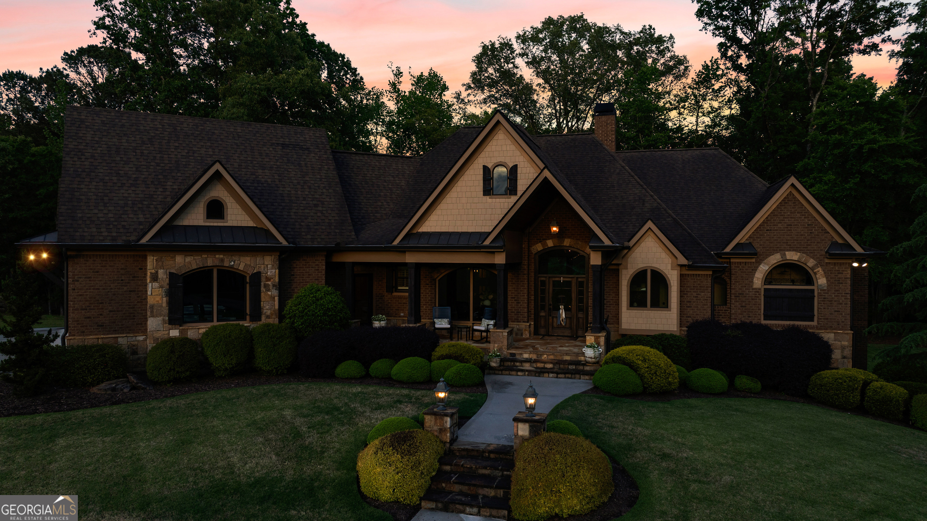 752 Grant Road Brooks, GA 30205 - Photo 4 of 132 a front view of a house with garden