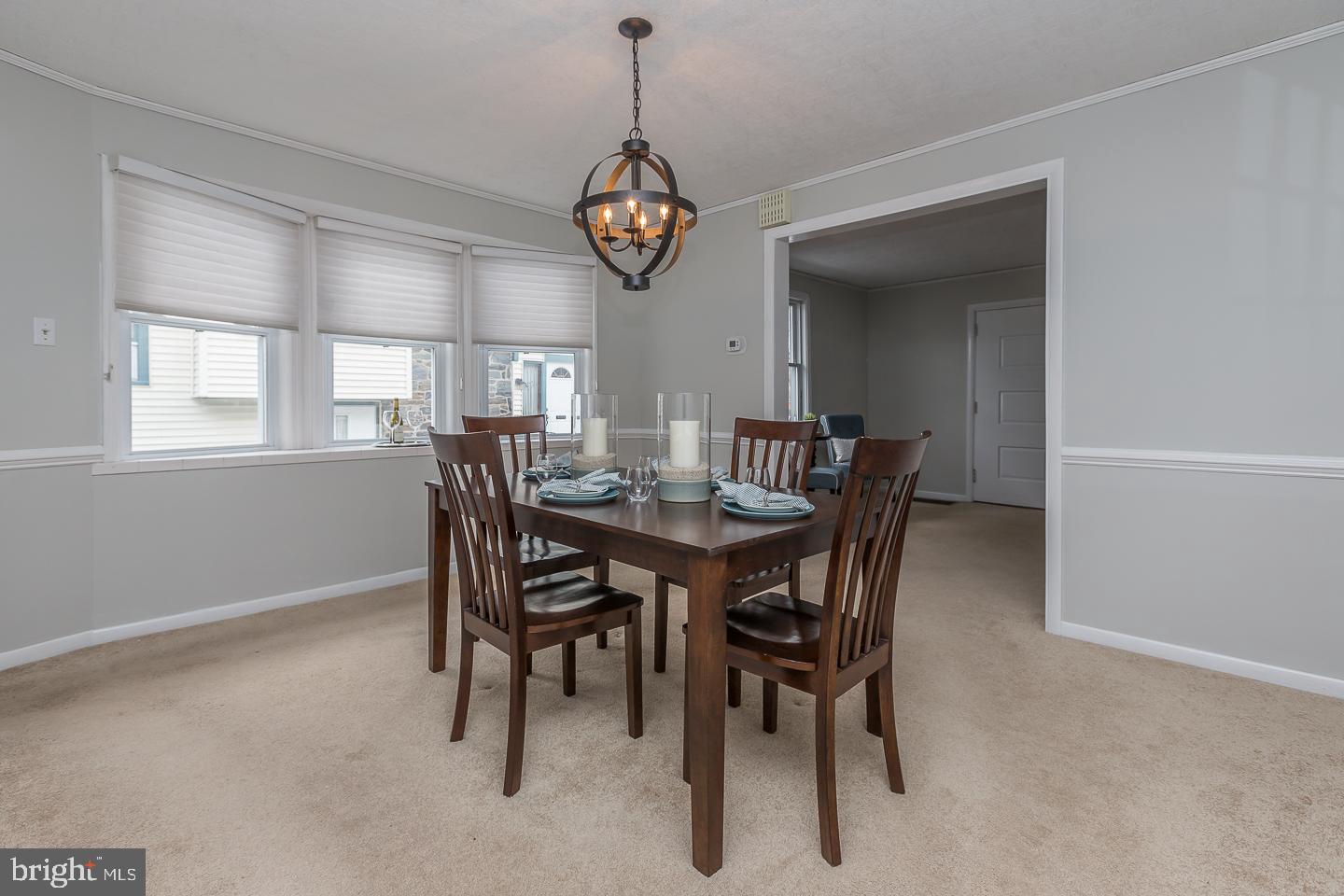 221 Mill Road Havertown, PA 19083 - Photo 4 of 21