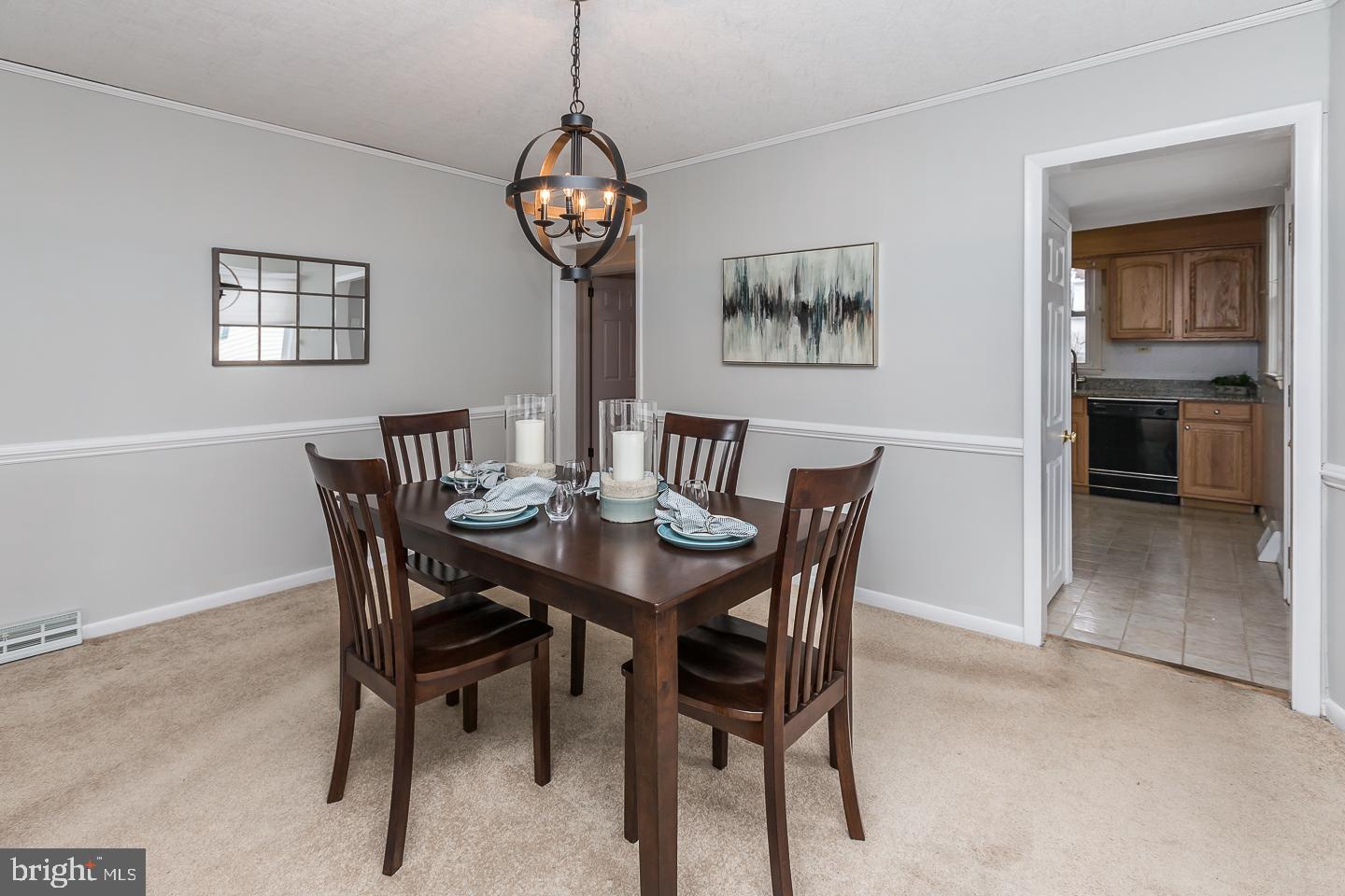 221 Mill Road Havertown, PA 19083 - Photo 5 of 21