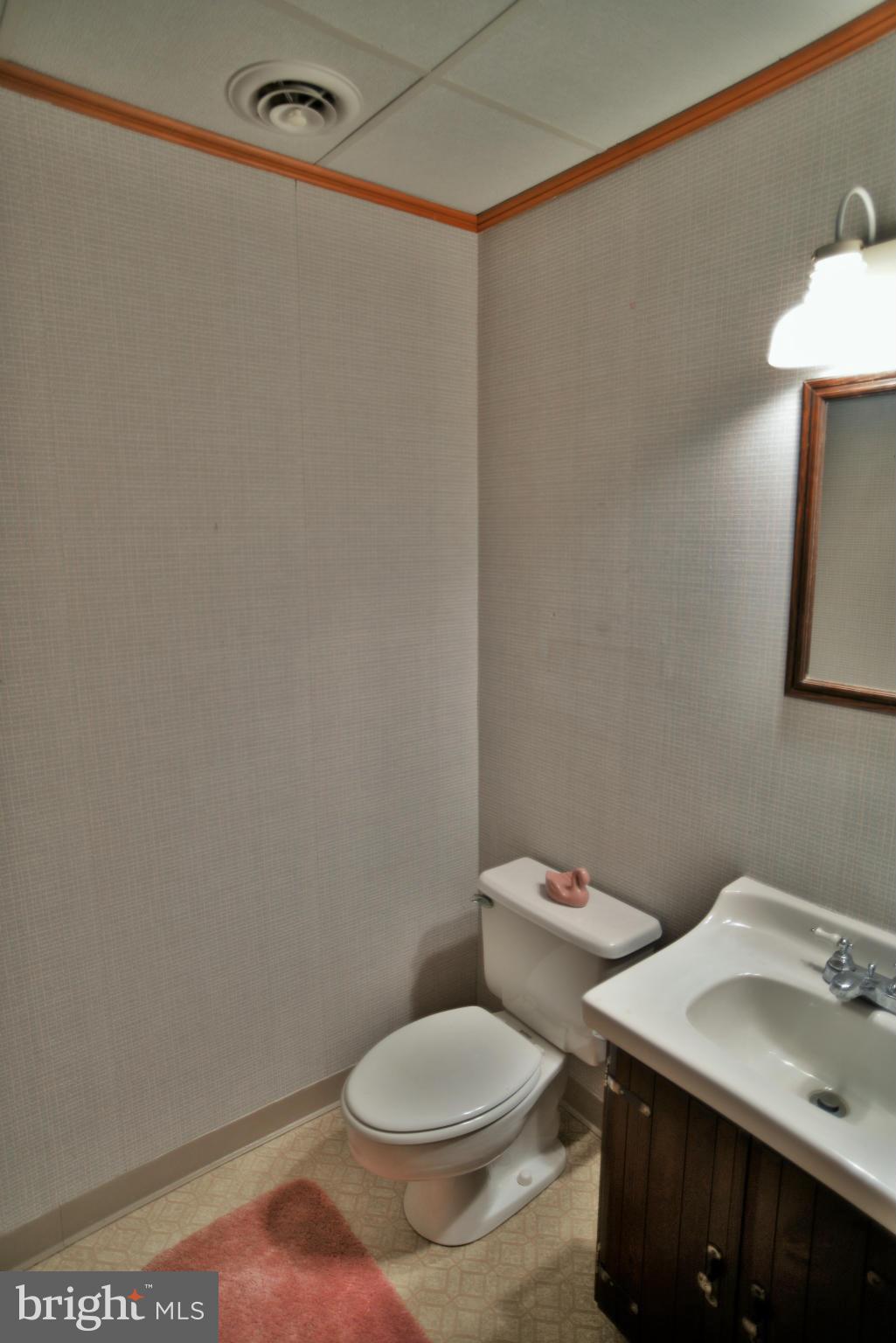 8211 Gambrill Park Road Frederick, MD 21702 - Photo 22 of 24 Bath