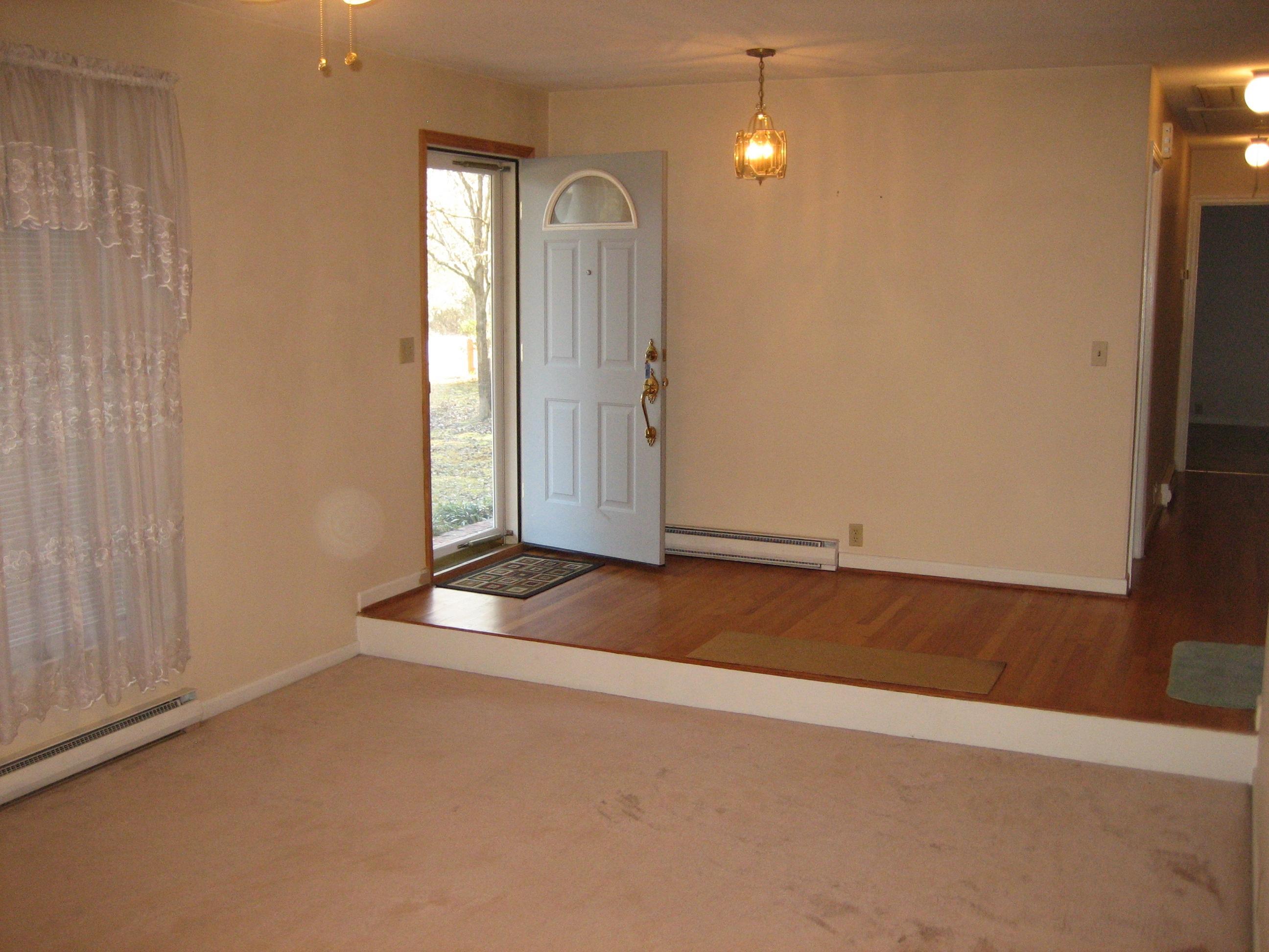 775 Otis Road Walterboro, SC 29488 - Photo 4 of 28 IMG_4892 005