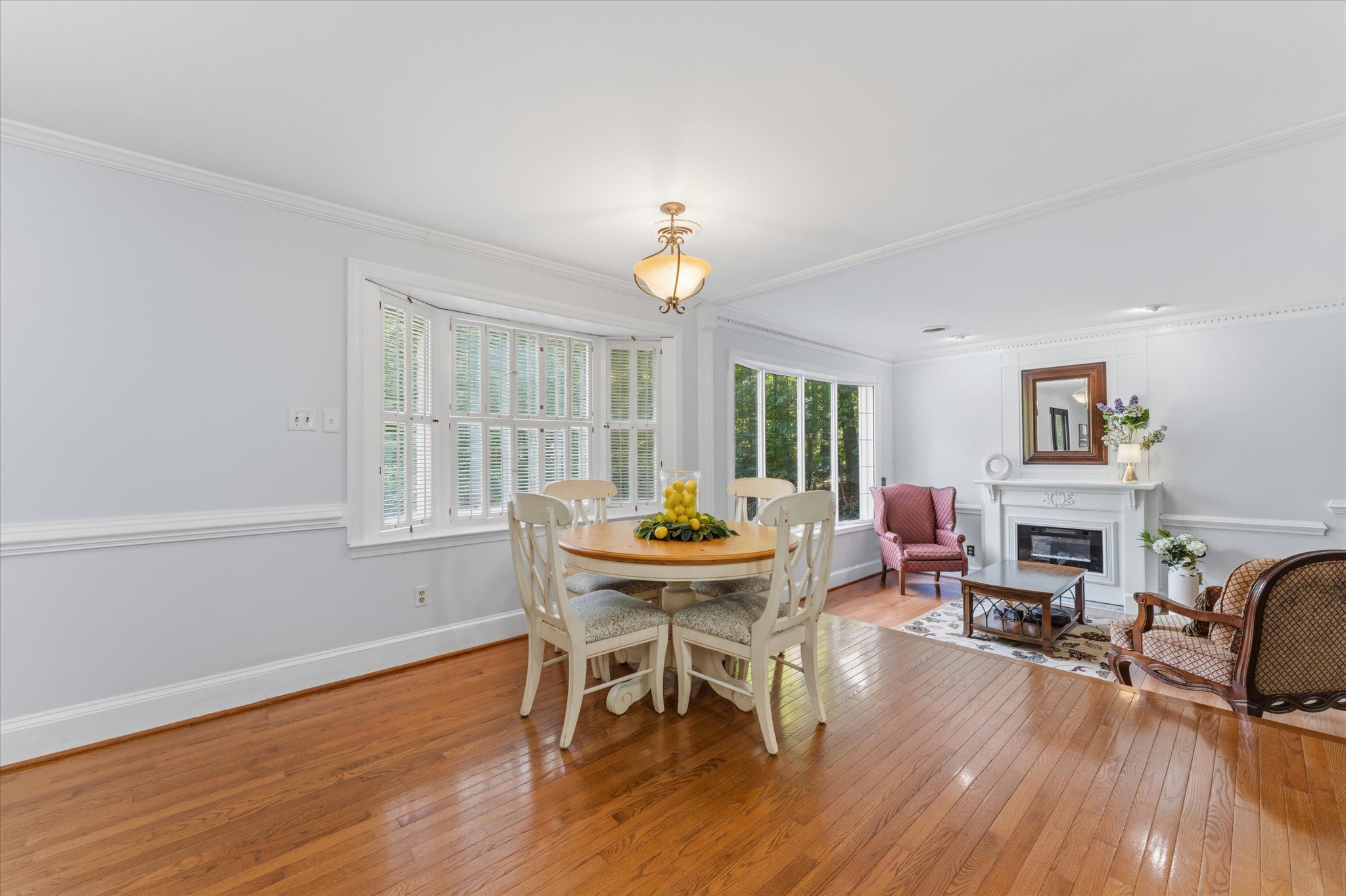 3800 Mountain Road Haymarket, VA 20169 - Photo 12 of 73 Breakfast nook.
