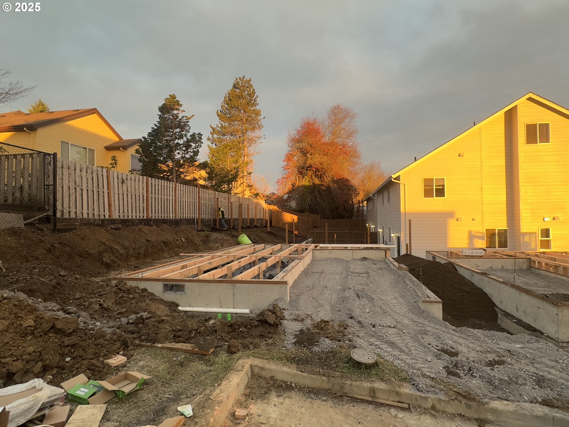 4059 Southwest McKinley Street, Unit 40 Gresham, OR 97080 - Photo 5 of 38 a view of a backyard