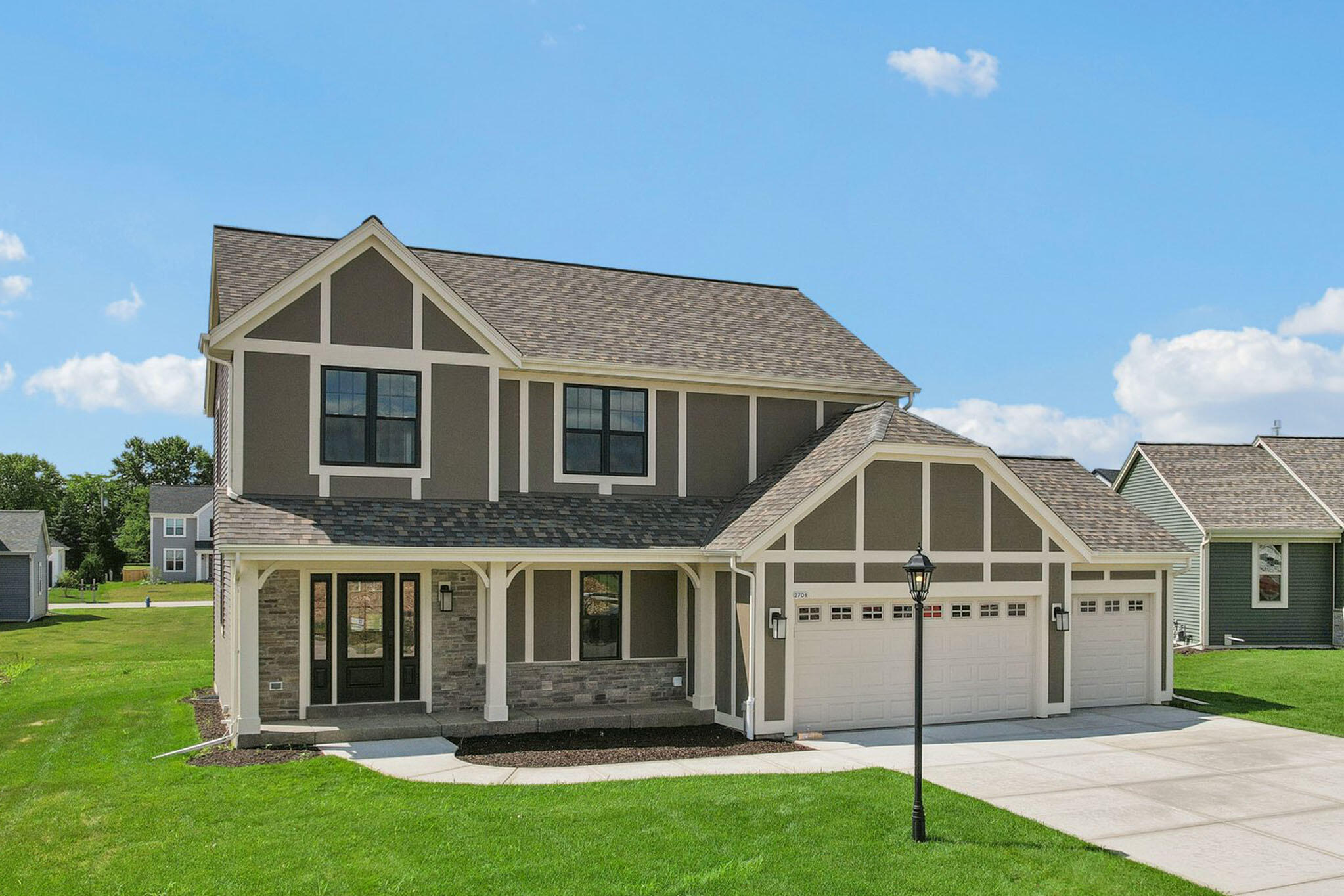 2701 Mapleton Ave 01 Modern Tudor