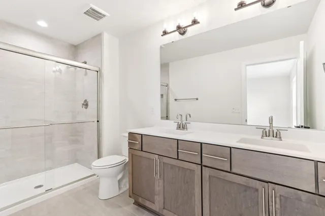 $546,900 | 2701 Mapleton Avenue, East Troy, WI 53120