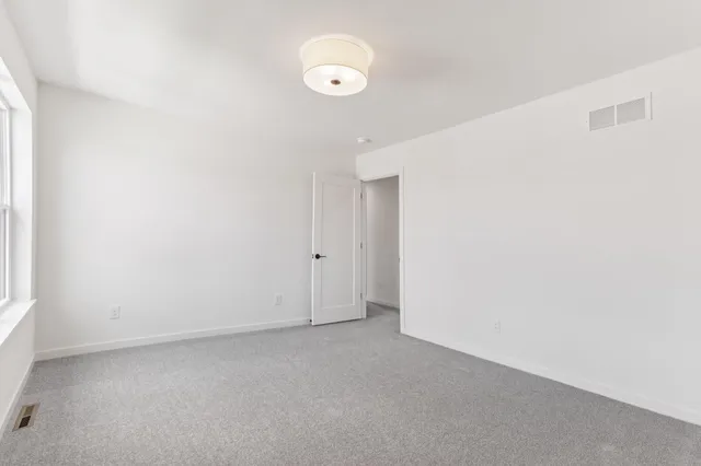 $546,900 | 2701 Mapleton Avenue, East Troy, WI 53120