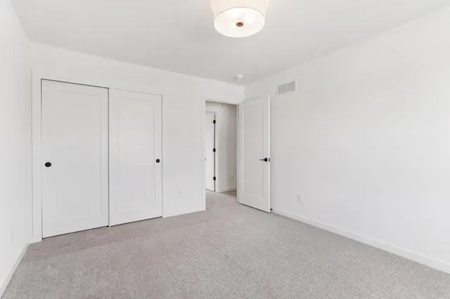 $546,900 | 2701 Mapleton Avenue, East Troy, WI 53120