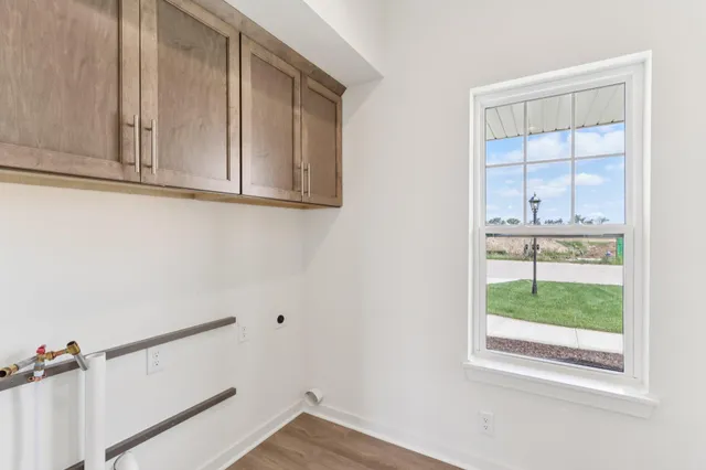 $546,900 | 2701 Mapleton Avenue, East Troy, WI 53120