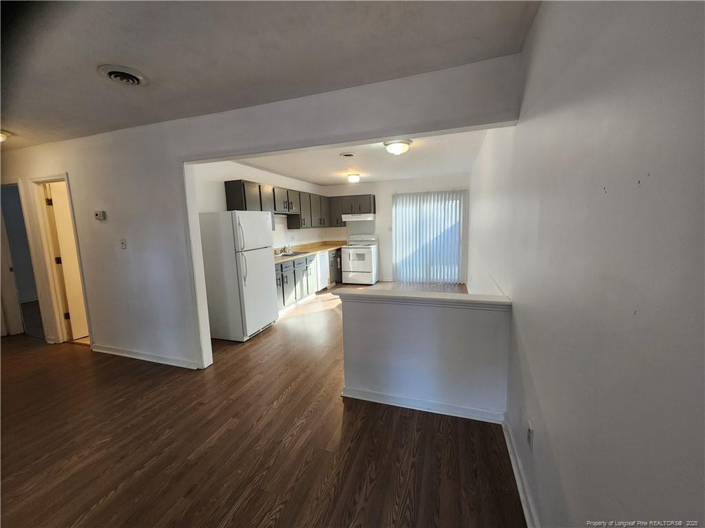 1433 A Artesian Court Fayetteville, NC 28304 - Photo 3 of 8 Photo 3