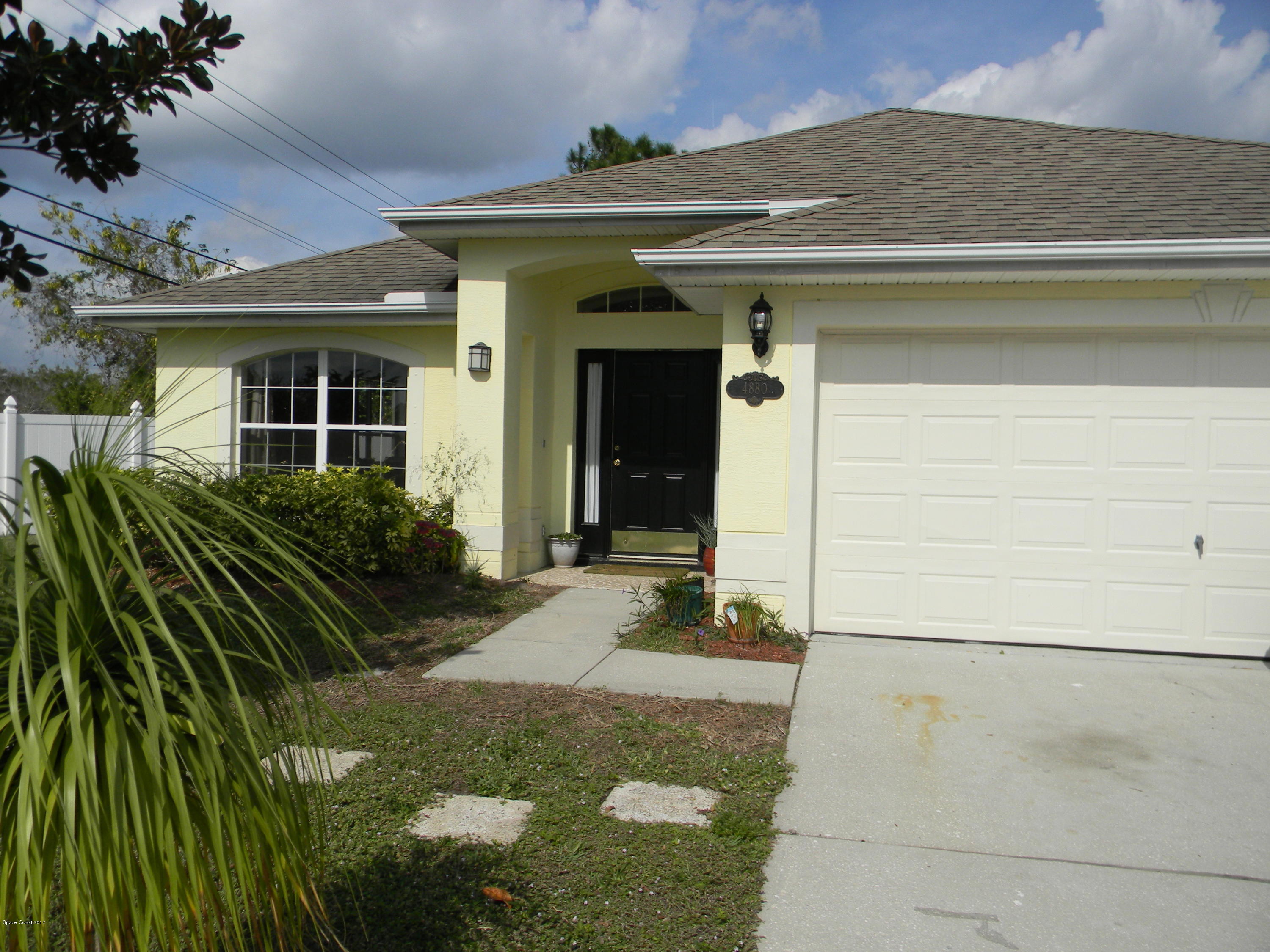 4880 Decatur Circle Melbourne, FL 32934 - Photo 5 of 38 DSCN0637