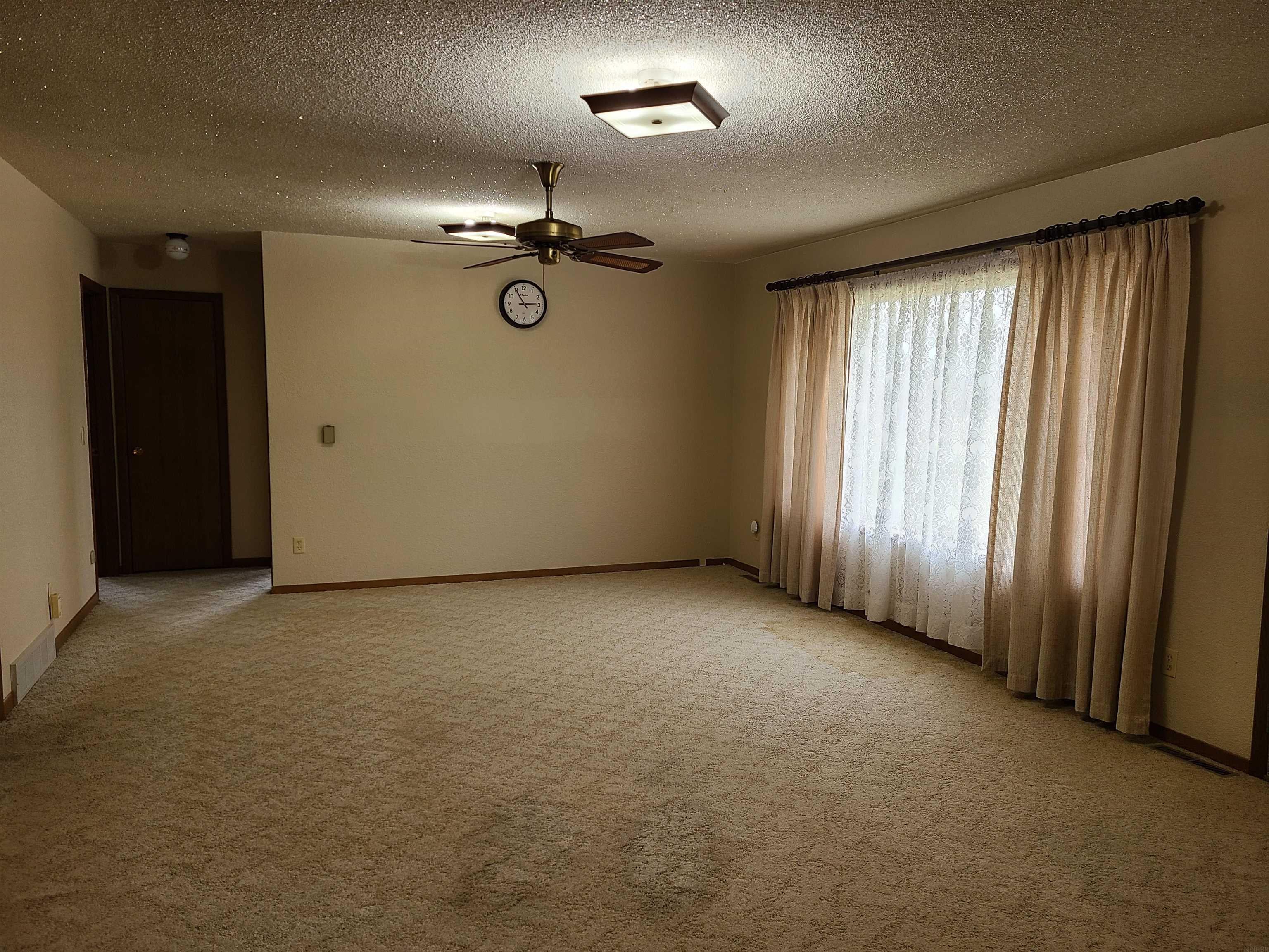 21828 Faucet Road Edgewood, IA 52042 - Photo 5 of 17 Gallery Image 5