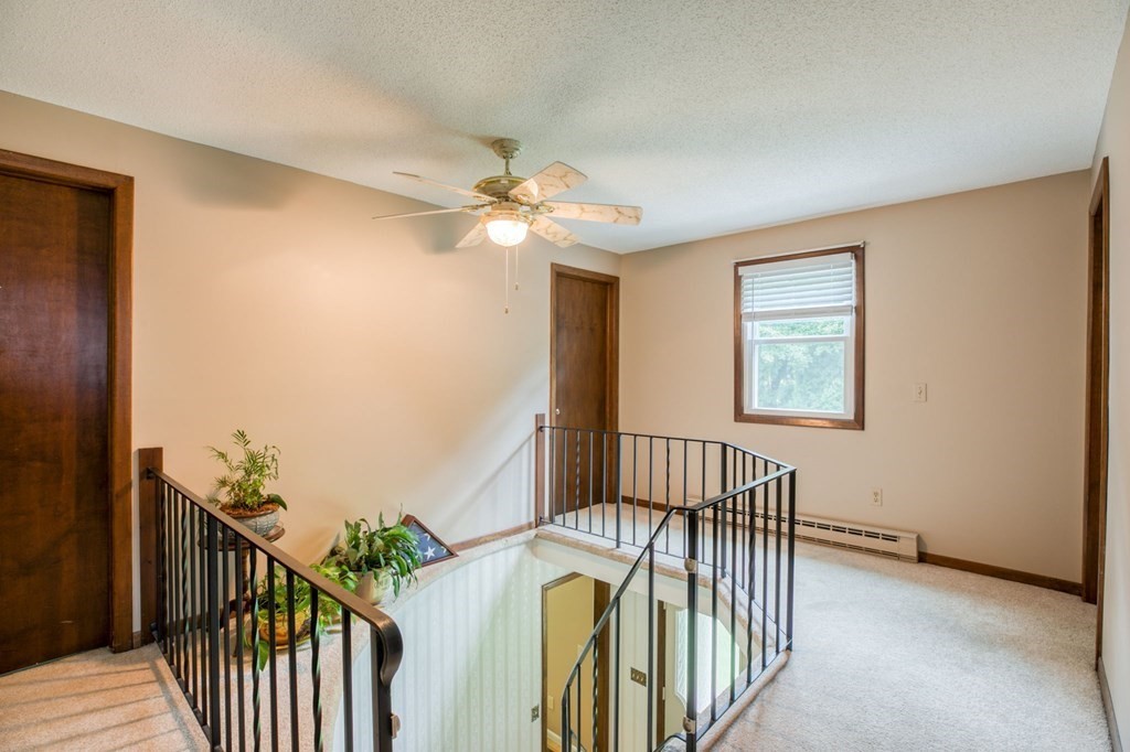 385 Lancaster Avenue West Springfield, MA 01089 - Photo 20 of 37 Gallery Image 20
