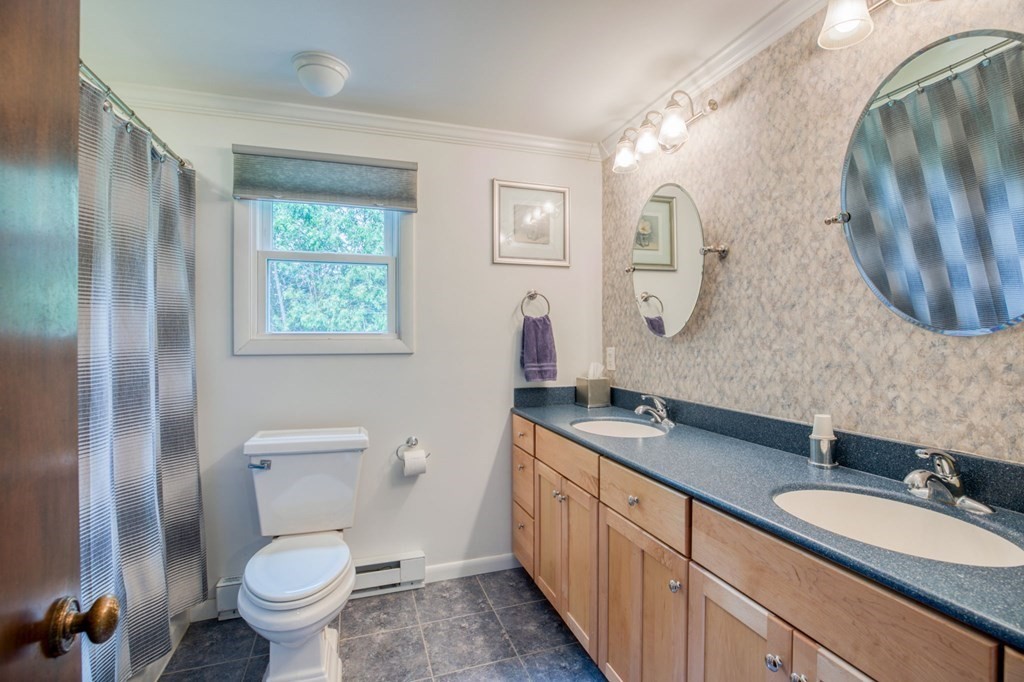 385 Lancaster Avenue West Springfield, MA 01089 - Photo 23 of 37 Gallery Image 23